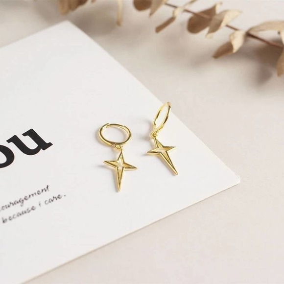 14k Plated 925Sterling Silver Cross Unisex Earring - Picture 4 of 10